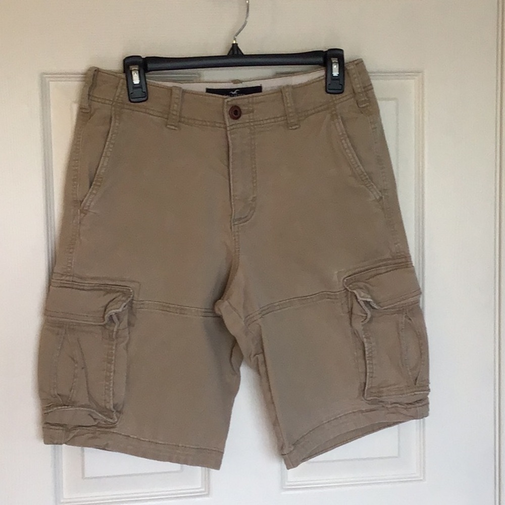 Men’s Hollister Khaki Cargo Shorts